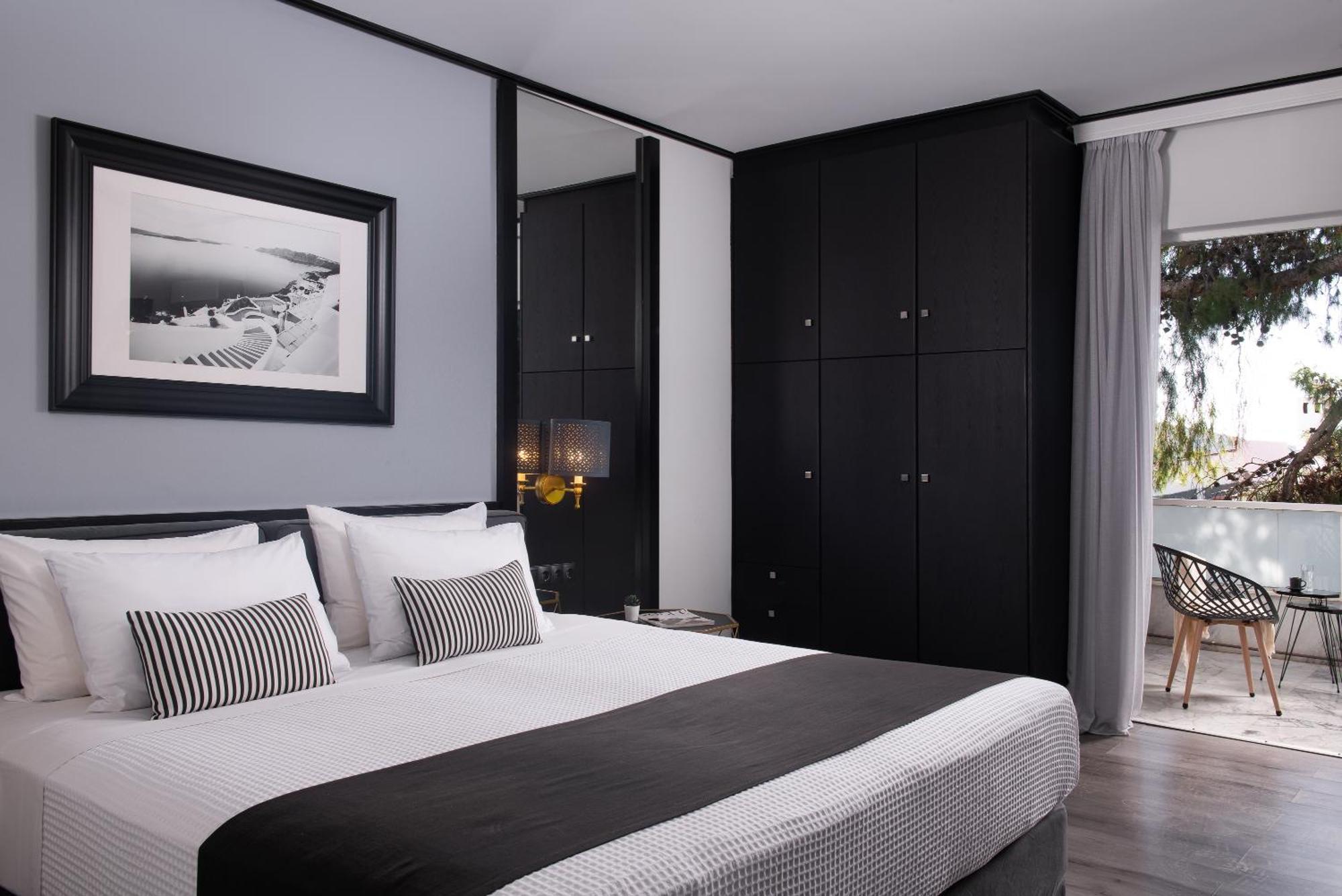 Double or Twin Room Balcony