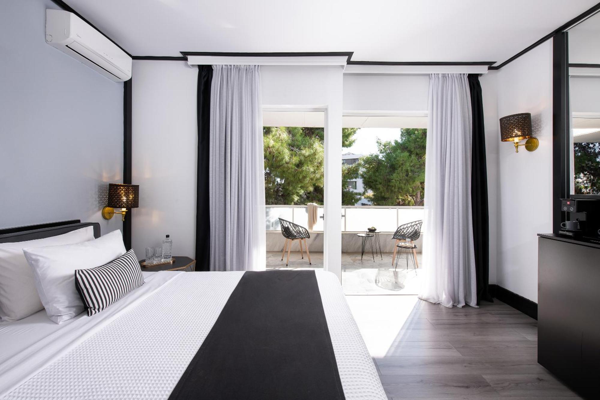 Double or Twin Room Balcony
