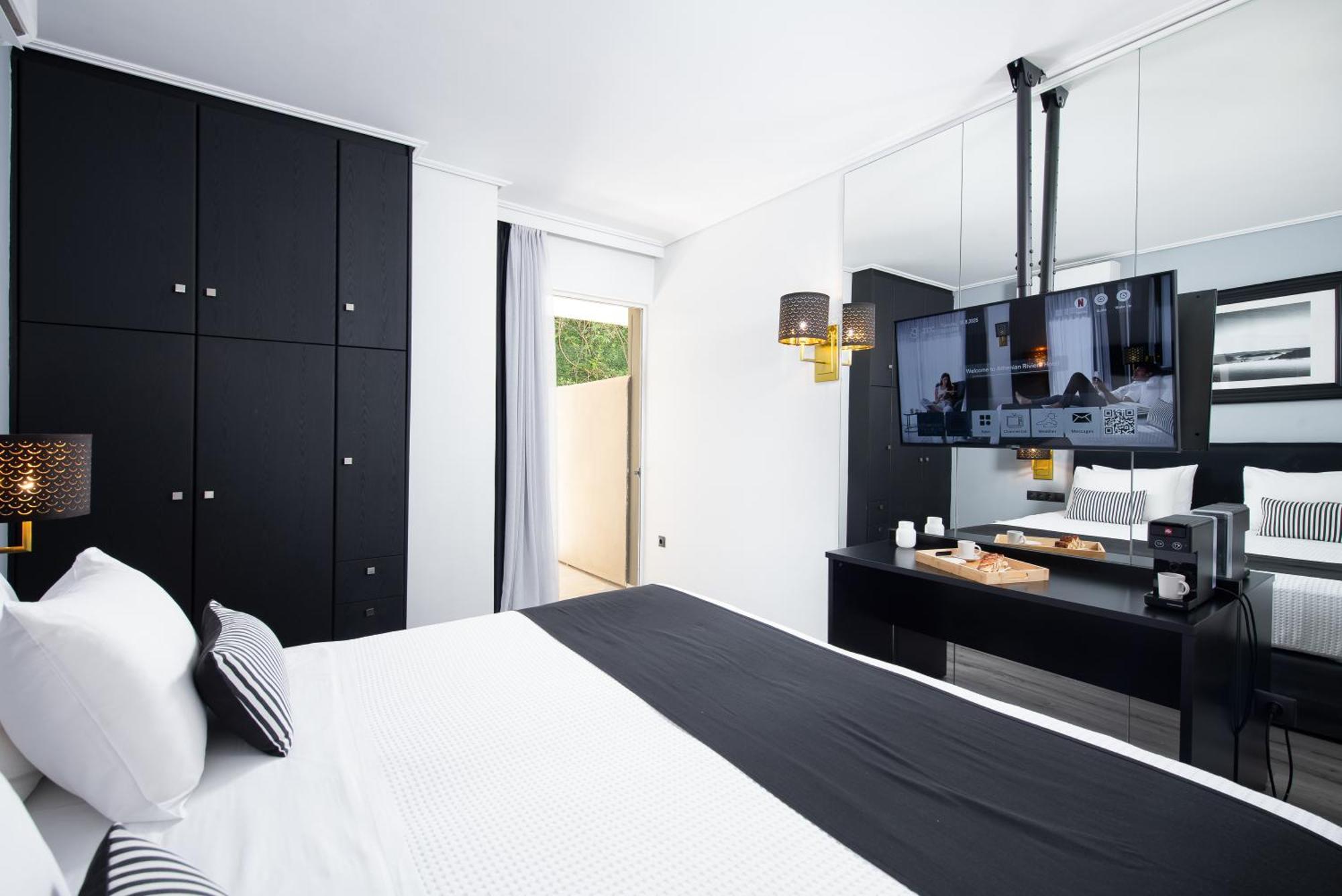 Double or Twin Room Garden View